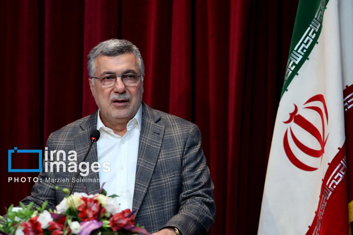 وزیر بهداشت: علم بدون اخلاق و عدالت نمیتواند در مسیر درست قرار گیرد