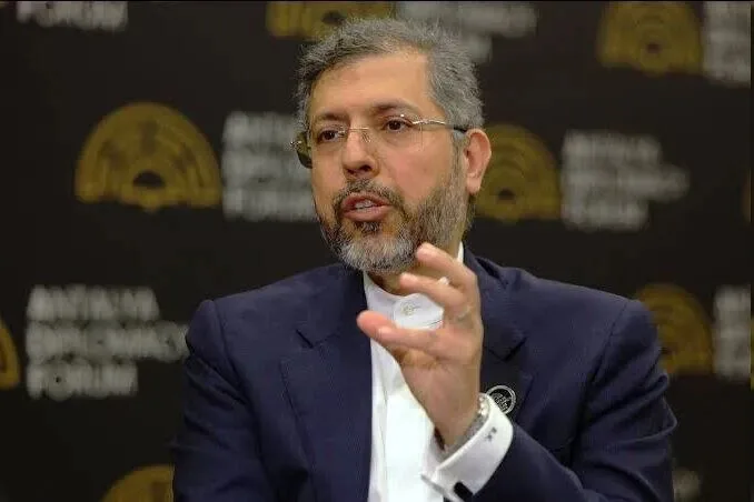 معاون عراقچی: انپیتی با تنفس مصنوعی زنده است