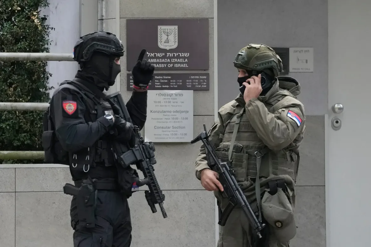 حادثه امنیتی در مقابل سفارت رژیم صهیونیستی در صربستان