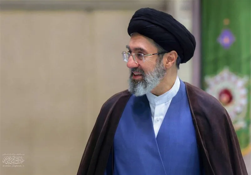 انتشار تصویری جدید از آیتالله سید مجتبی خامنهای رهبر انقلاب در پیام تصویری سید مجید موسوی