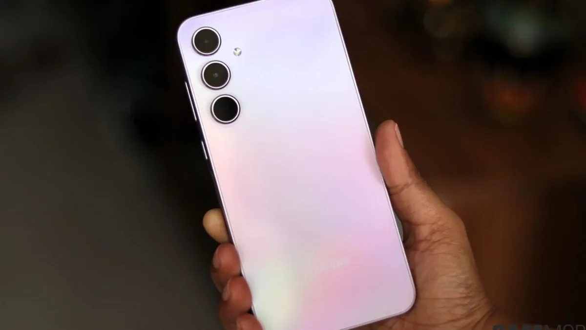 نسخه پایدار One UI 9.0 را برای گلکسی A35 منتشر شد