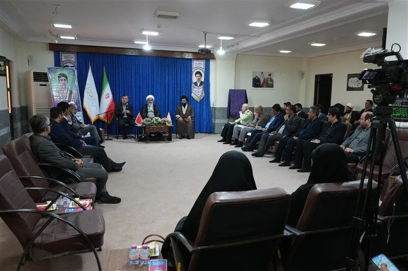 امام جمعه بوشهر: مهمترین معروف انسجام ملی است