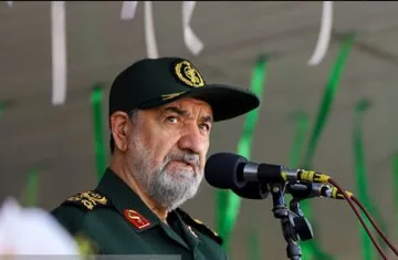 محسن رضایی خطاب به ترامپ به زبان انگلیسی نوشت + عکس