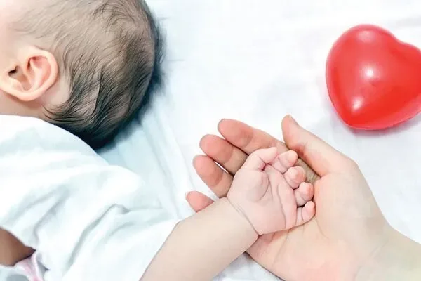 اعتبار ماهانه تا ۴ میلیون تومان برای مادران / جزئیات طرح چشمروشنی شهرداری