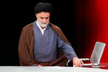 محمود نبویان: در میان مردم درخواست مجوز ساخت بمب اتم از مقام معظم رهبری را مطرح کردم/ مردم با تکبیر تایید کردند