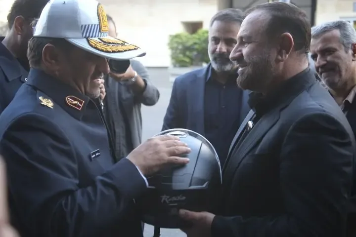 دادستان تهران کلاه ایمنی
