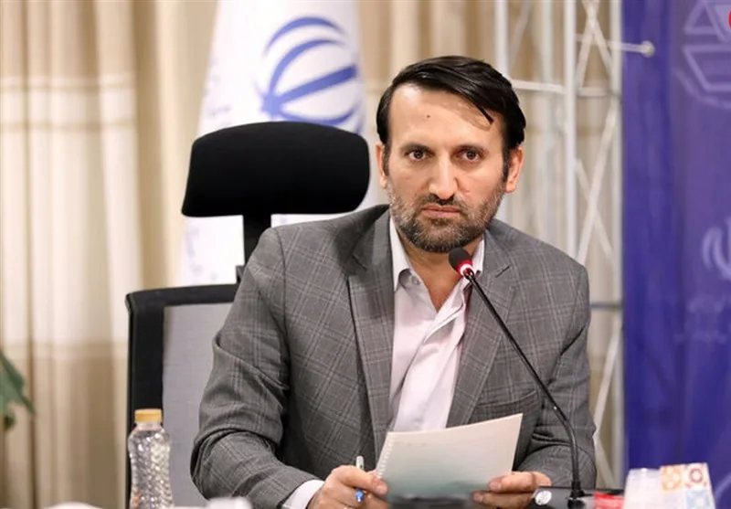 فرهادی: برای بهبود معیشت معلمان برنامه داریم؛ دروغ پردازی استعفای جمعی