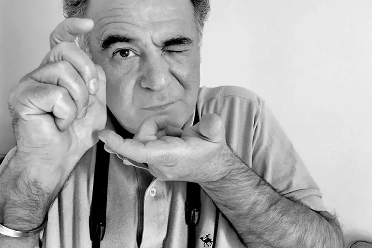 عکاس مشهور ایرانی در اعتراضات فرانسه دچار آسیب شد