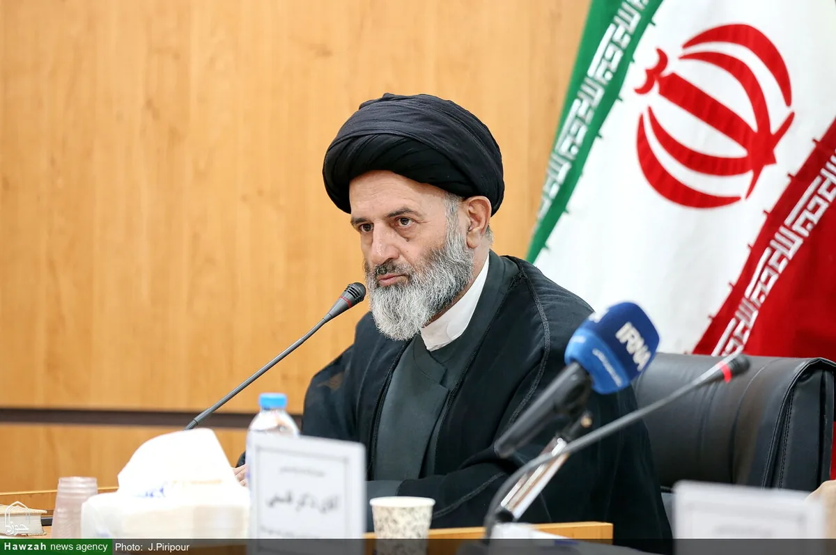 تشریح فعالیت‌های پژوهشی مرکز فقهی ائمه اطهار(ع)؛ از انتشار ۵۲۹ عنوان کتاب تا بررسی فقه هسته‌ای و برگزاری همایش «وجوب انتقام»