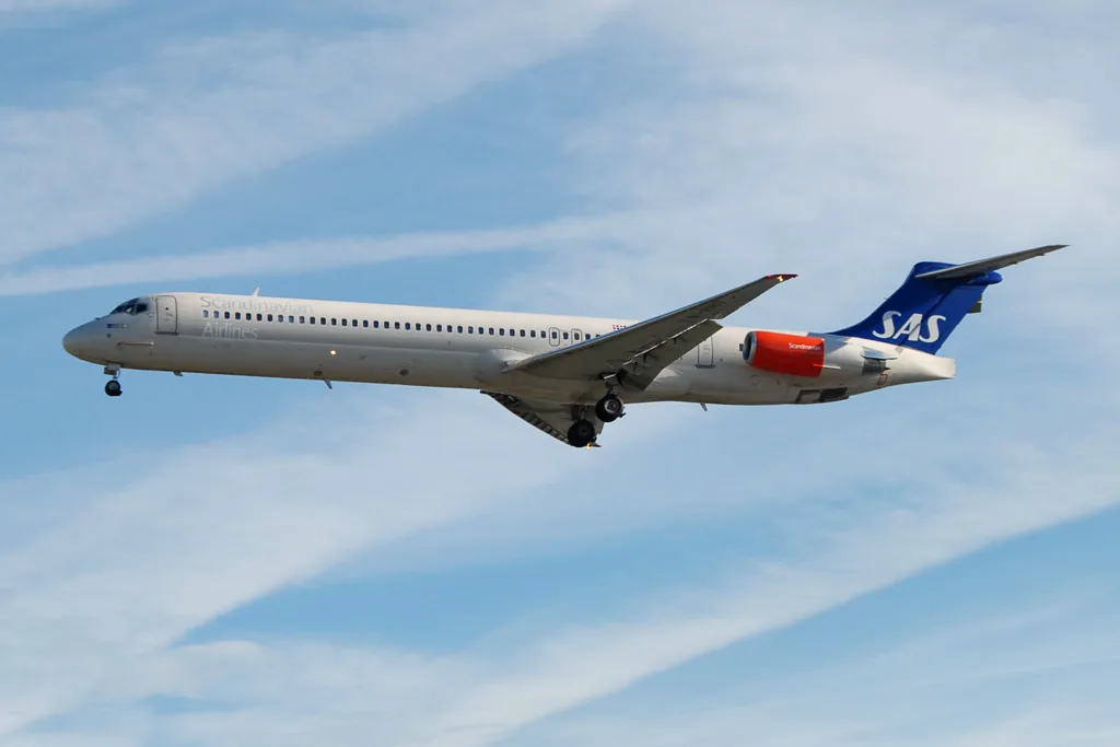 MD-82