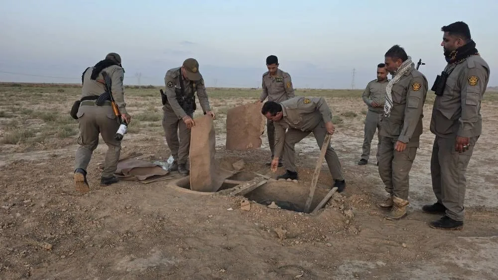 تخریب ۲۰ کوخه شکار پرندگان شکاری در خوزستان همزمان با فصل بازگیری