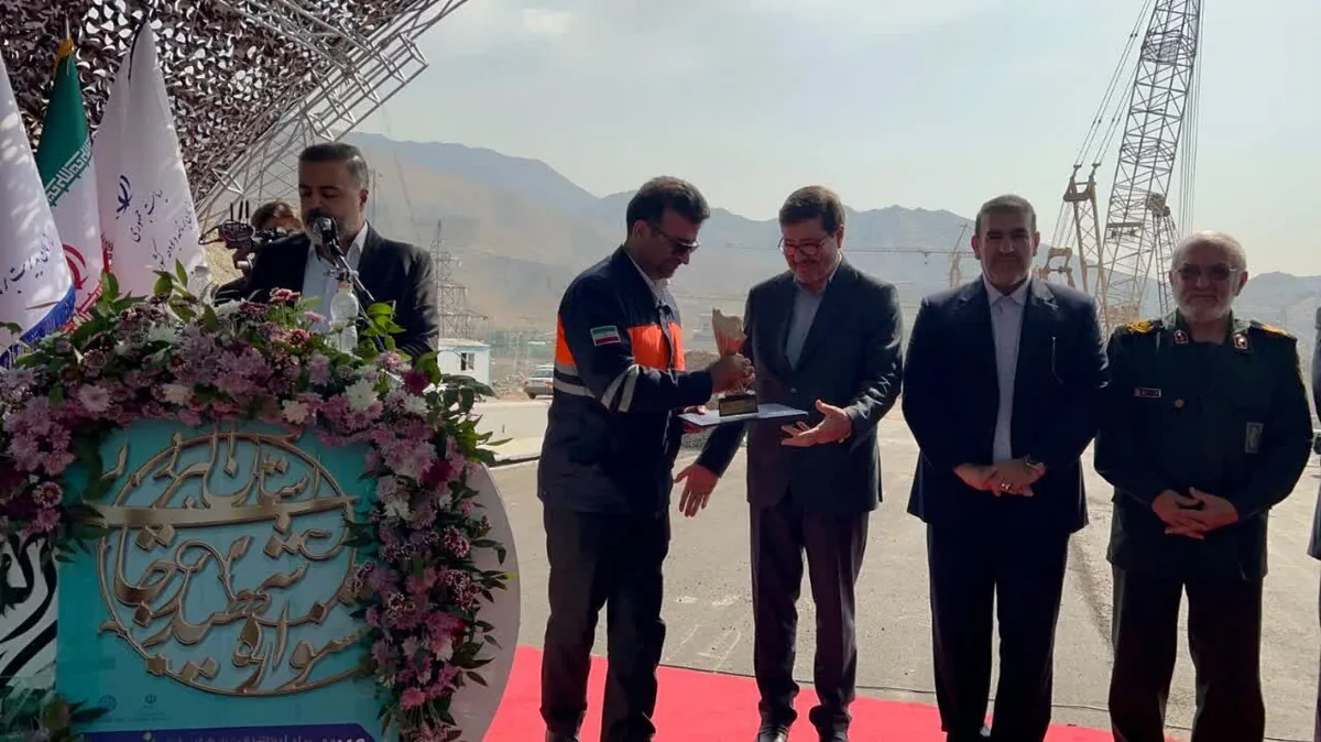 تجلیل از برترینهای خدمترسانی البرز؛ پل «بی یک» میزبان جشنواره شهید رجایی شد