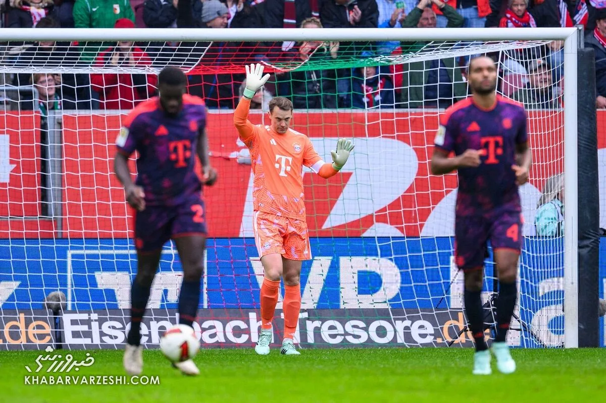 مانوئل نویر در دیدار آگسبورگ - بایرن مونیخ