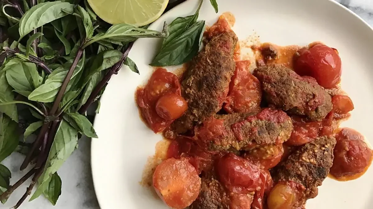 طرز تهیه کباب تابهای با سس گوجه به سبک رستوران