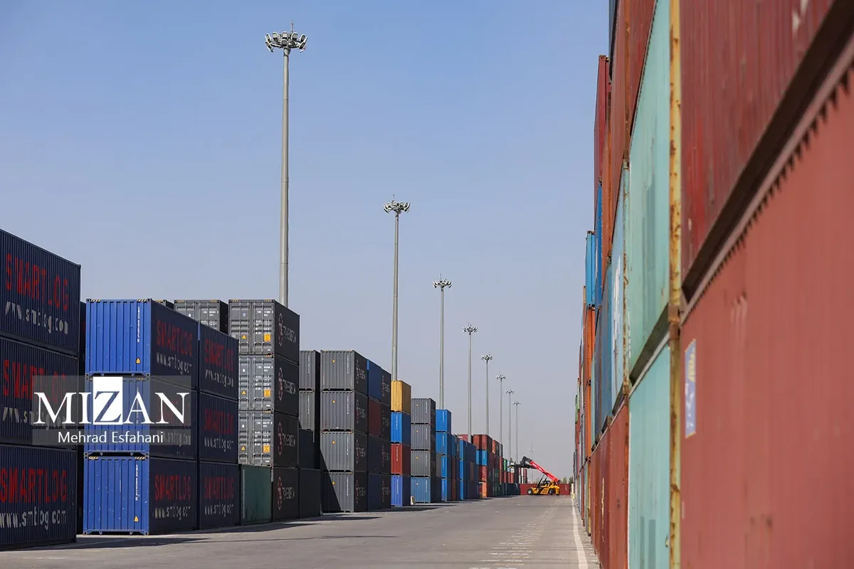 کالاهای وارداتی دیگر در مرزها متوقف نمیشوند