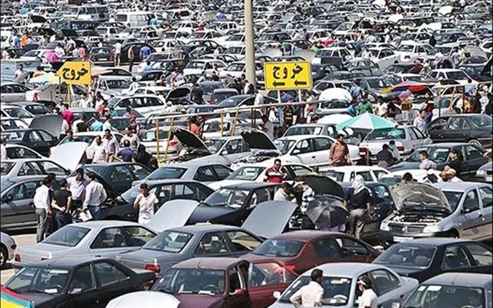 بازار خودرو در تسخیر «رکود و تردید»؛ ریزش ۴۵۰ میلیونی در روز خلوت نمایشگاهها + جدول قیمت ۲۱ خرداد