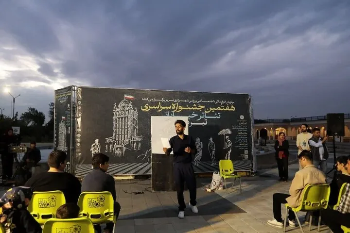 «میم مثل میناب»؛ ادای دین یک معلم به دانش‌آموزان جان‌باخته