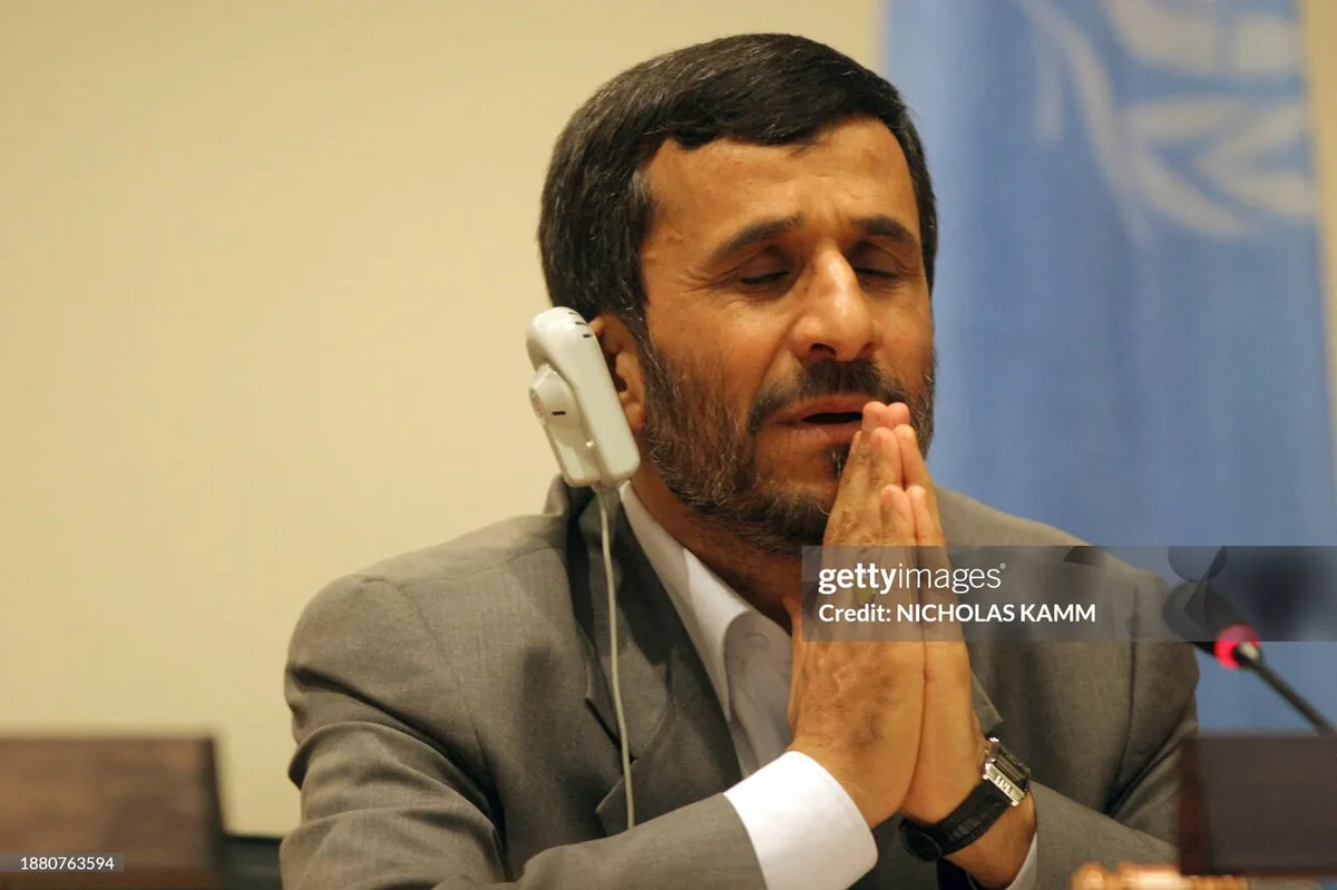 داستان یک رئیس‌جمهور/ هفده سال بعد از ۲۲ خرداد سال ۱۳۸۸ میراث احمدی نژاد برای اصولگرایان چیست؟