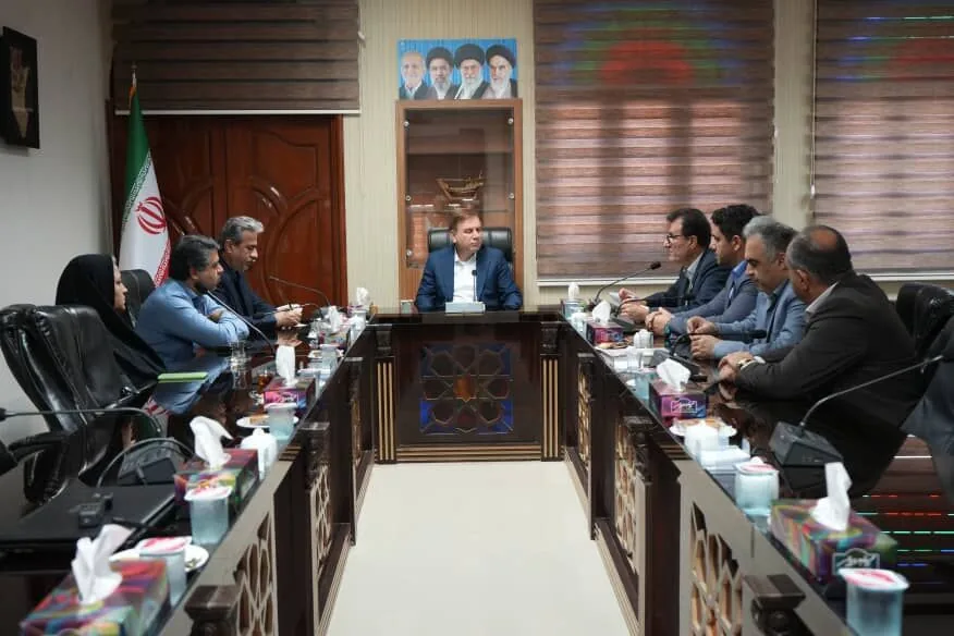 استاندار بوشهر: ثبت سمنهای حوزه جوانان در استان ۲ برابر شد