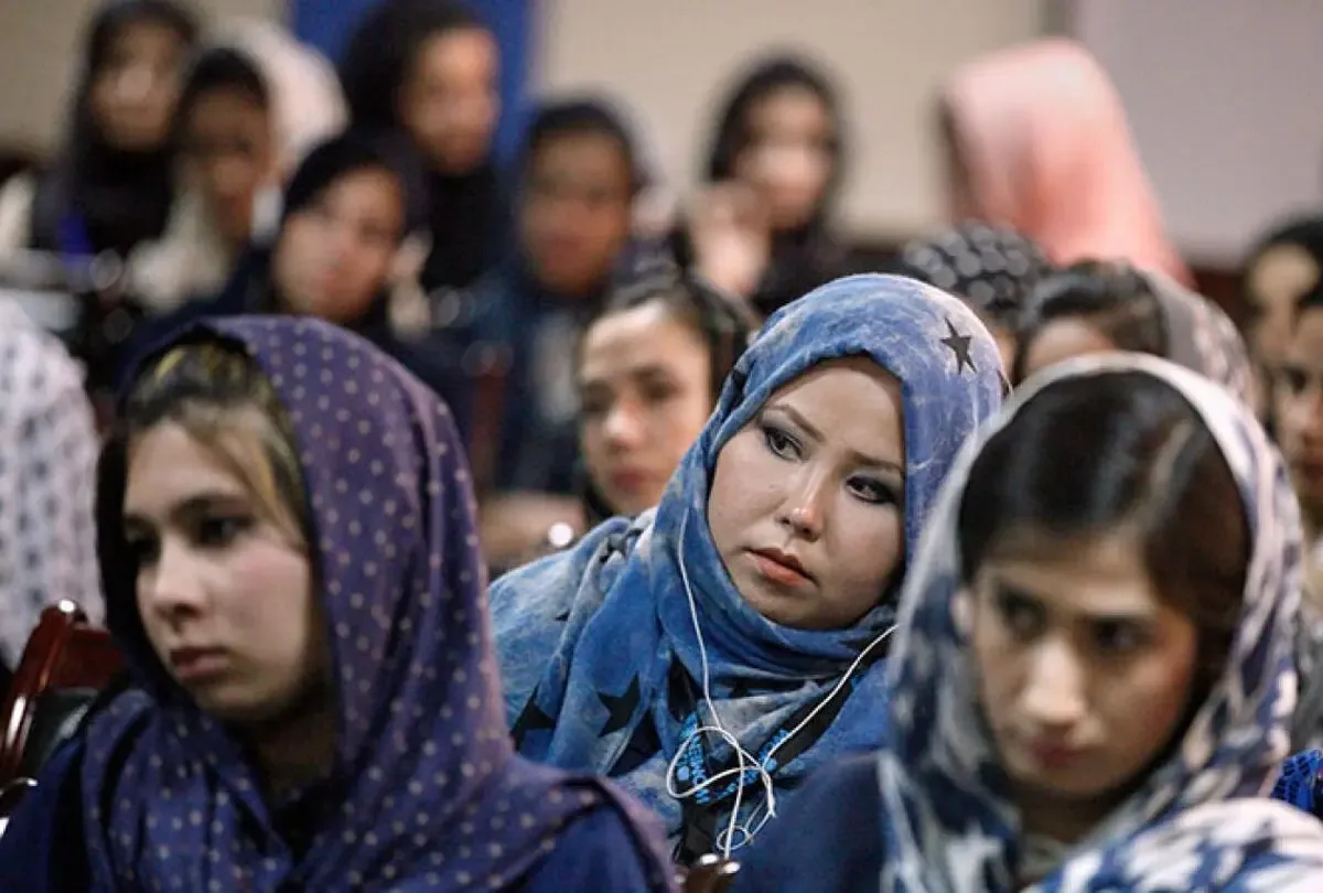 زنان افغانی که در ایران به دنیا میآیند اما هیچ مدرک هویتی ندارند