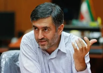 توضیح گنجی درباره جمله منتسب به امام خمینی که «اقتصاد مال خر است»؛ امام در رد صحبت مارکسیستها گفتند جوان نباید برای اقتصاد کشته شود، مگر انسان خر است