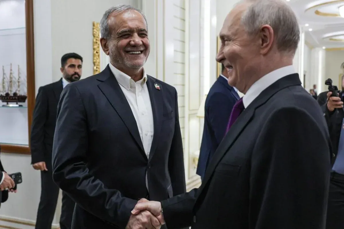 کرملین: پزشکیان در دیدار با پوتین، پیامی برای ترامپ نداشت