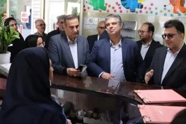 زندیهوکیلی: فداکاری پرستاران با بهبود معیشت و شرایط کاری همراه شود