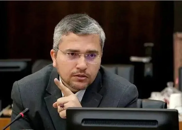 رضایی، عضو کمیسیون امنیت ملی: غنیسازی ۹۰ درصدی در دستور کار ایران باشد