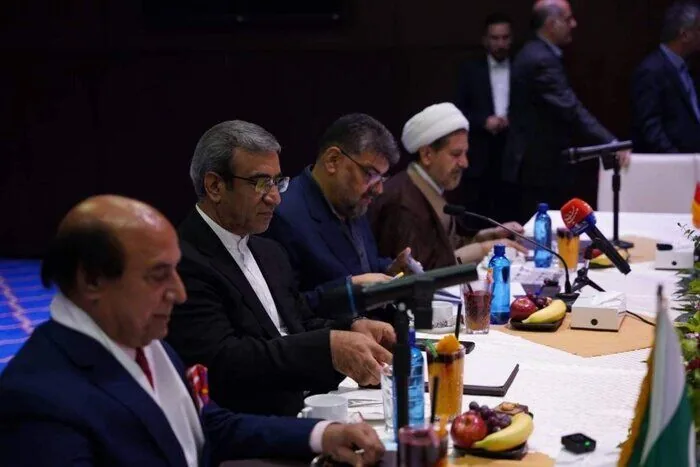 استاندار خراسان رضوی با هیات حقوقی پاکستان دیدار کرد