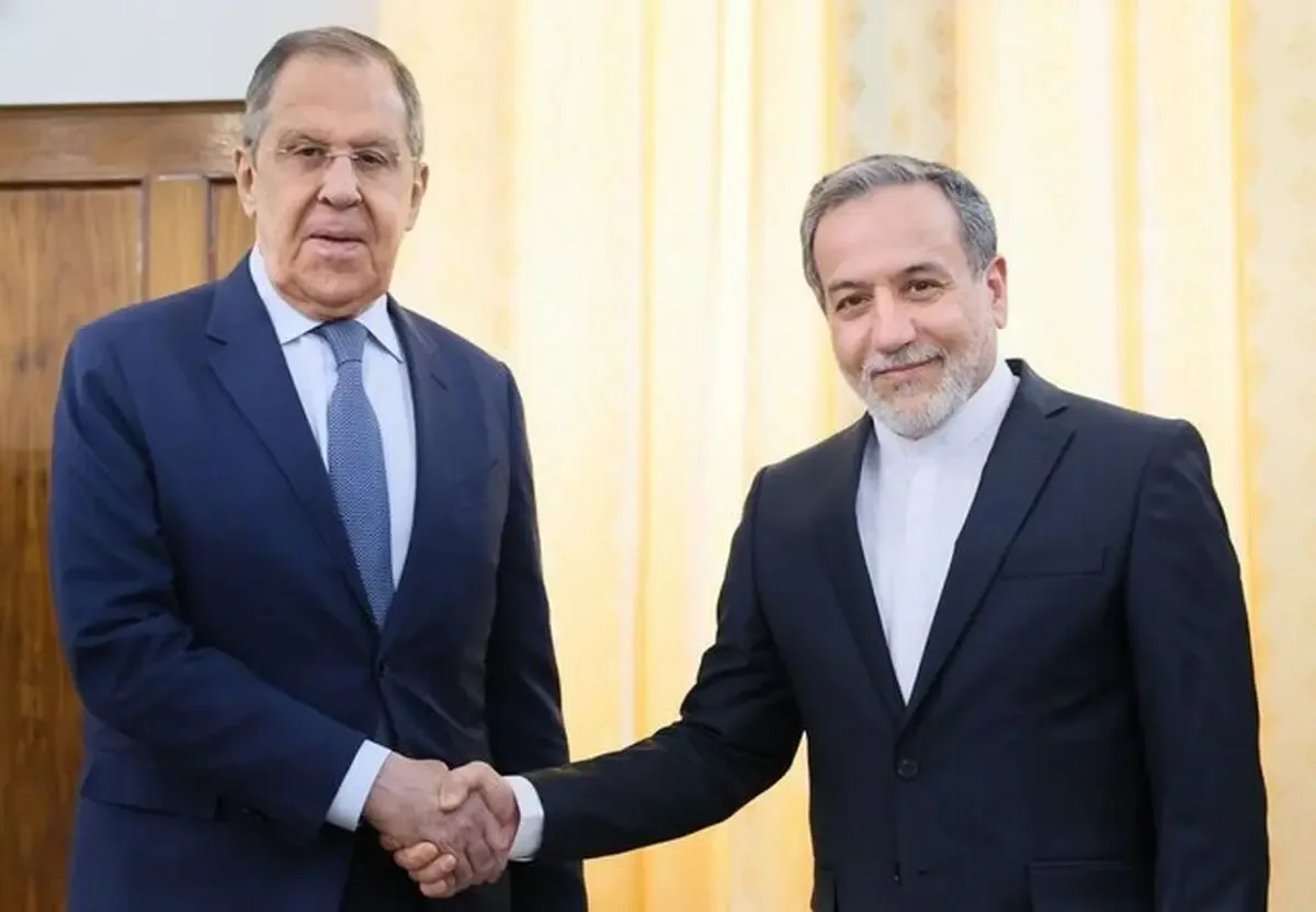 مذاکره با روسیه درباره 400 کیلو اورانیوم غنی شده سایه جنگ را دور نمی کند/ حتی ریسک حملات شدیدتر آمریکا و اسرائیل را افزایش می دهد
