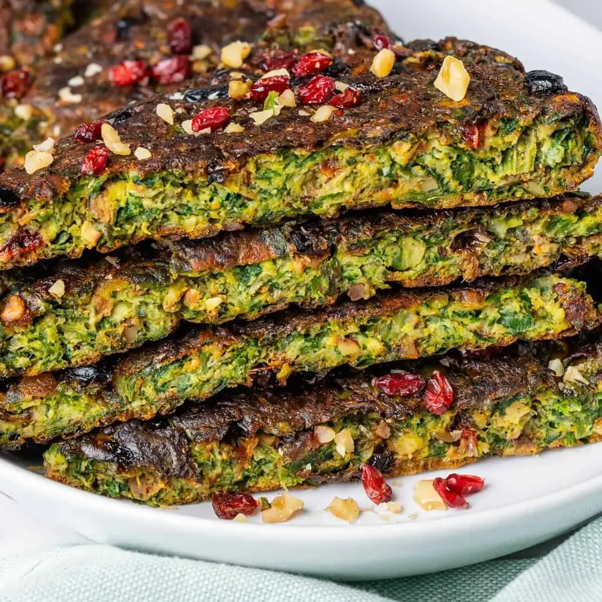 ناهار امروز: طرز تهیه کوکو پیازچه خوشمزه و فوری؛ یک غذای ساده و اقتصادی برای همه وعدهها