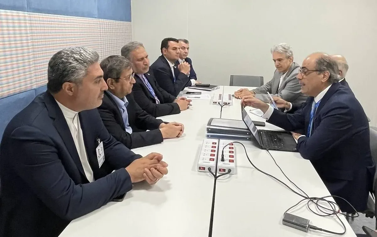 همتی: صندوق بینالمللی پول اقتصاد ایران را واقعبینانه ارزیابی کند