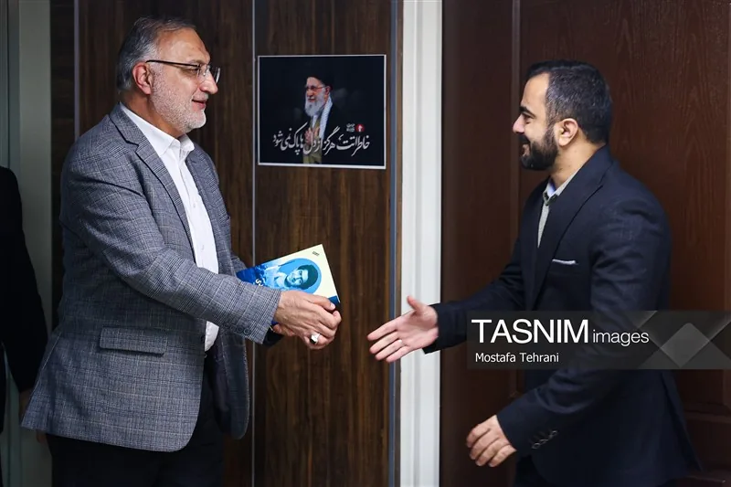 علیرضا زاکانی شهردار تهران و کیان عبداللهی سر دبیر خبرگزاری تسنیم