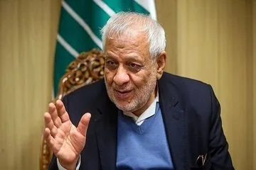 بادامچیان: وقتی در قمِ یک میلیون نفره، یک جوان با هفت نفر از عزل پزشکیان میگوید، دلیل آزادی است/ نمیشود بگیریم بکشیمشان که چرا این حرفها را میزنند