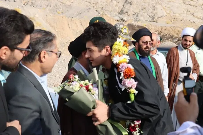 پایان ماموریت هشت‌ماهه و قدردانی استاندار ایلام از ملوان ناو بوشهر