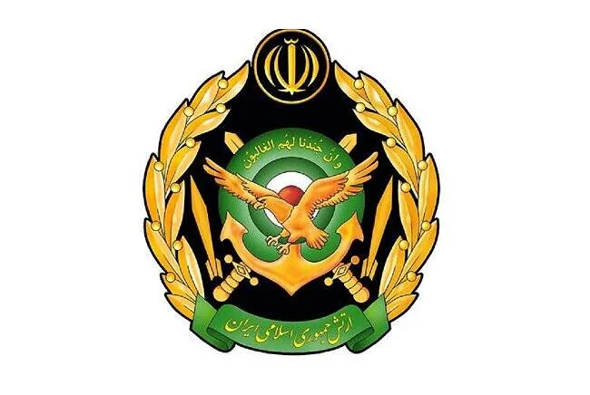 دست بر ماشه و گوش به فرمان رهبری، آمادهایم از امنیت و منافع ملت حراست کنیم