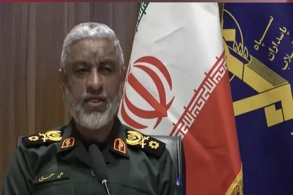 ناوهای آمریکایی جرات نزدیک شدن به تنگه هرمز را ندارند