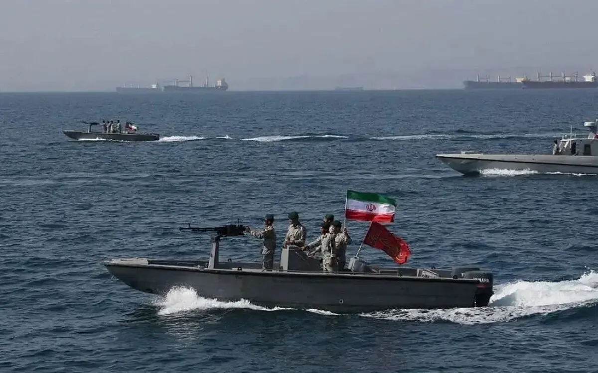 ادعای یک مقام آمریکایی: ما حملات ایران به کشتیهای تجاری در تنگه هرمز را زیر نظر داریم