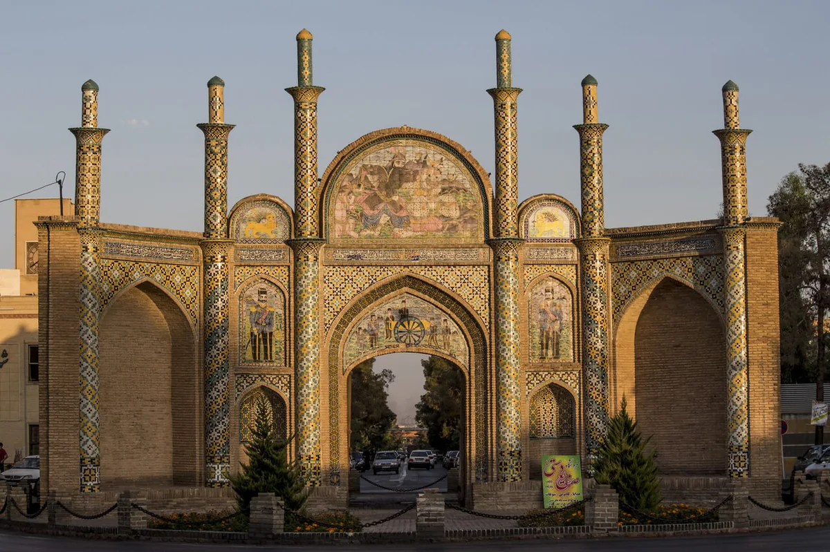 برندسازی فرهنگی با سه رویداد «روز سمنان»، نمایشگاه صنایعدستی و بزرگداشت حکیمالهی