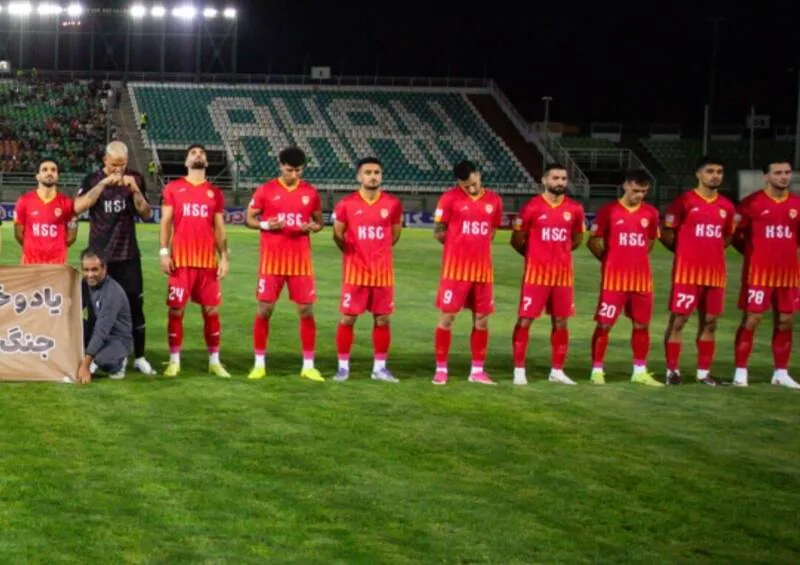 نساجی ترمز فولاد را کشید؛ نمایش سرد و بیرمق در فولاد آرهنا