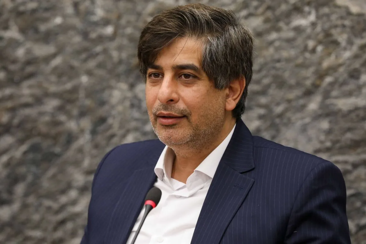 بازارایی نظام مالی گروه فولادمبارکه
