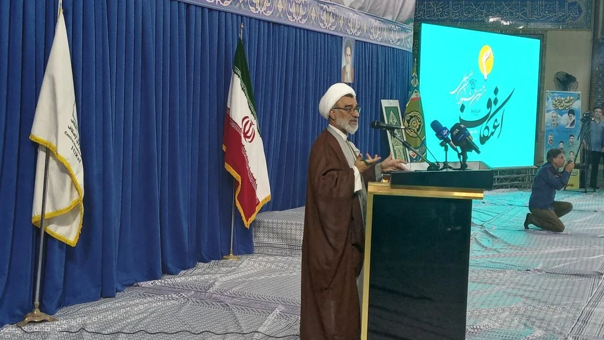 اعتکاف الگوی حکمرانی مردمی و شبکهای است / جمعیت معتکفان باید به ۱۰ میلیون نفر برسد