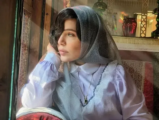 «نیمتاج» بامداد خمار با استایل غافلگیر کننده/ عکس