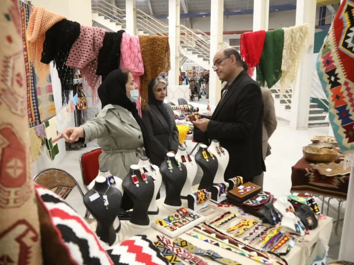 اخبار کوتاه/ هنرمندان صنایع دستی اردبیل حمایت میشوند