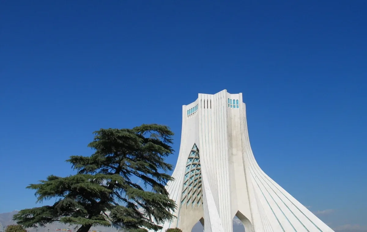 نگارخانه‌ها و سالن‌های فرهنگی