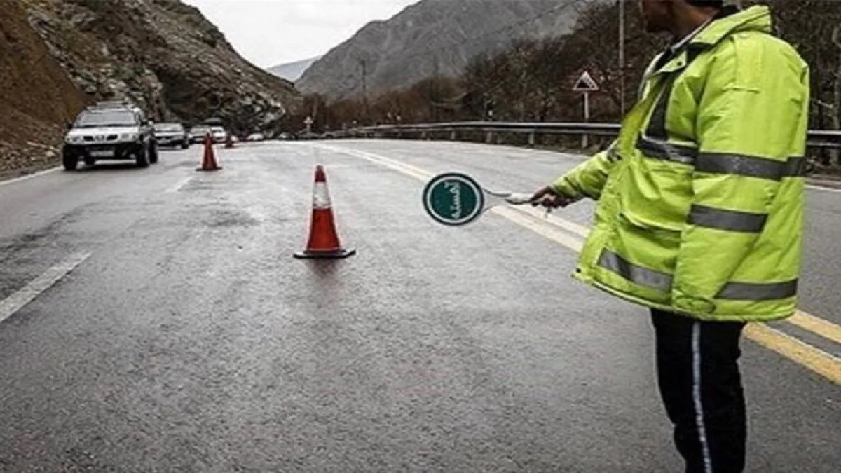 انسداد مسیر شمال به جنوب جاده چالوس و آزادراه تهران - شمال تا اطلاع ثانوی