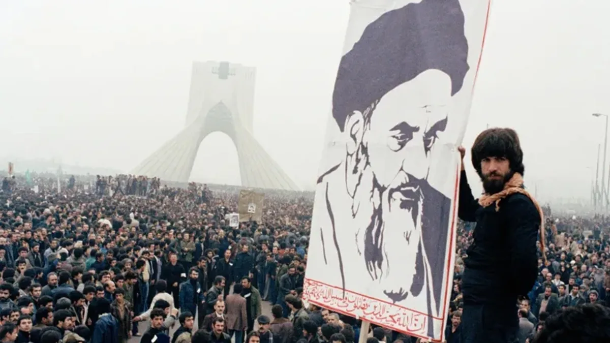 از فتوای تنباکو تا انقلاب اسلامی؛ روایت یک پیوند تاریخی میان دین و مردم + فیلم