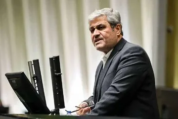 رئیس کمیسیون برنامه، بودجه و محاسبات مجلس:حدود ۷۵ درصد کارکنان دولت حقوق و مزایایی کمتر از ۳۰ تا ۳۵ میلیون تومان دریافت میکنند