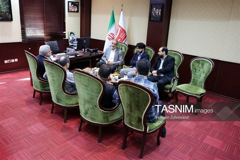 حضور شهردار تهران در خبرگزاری تسنیم