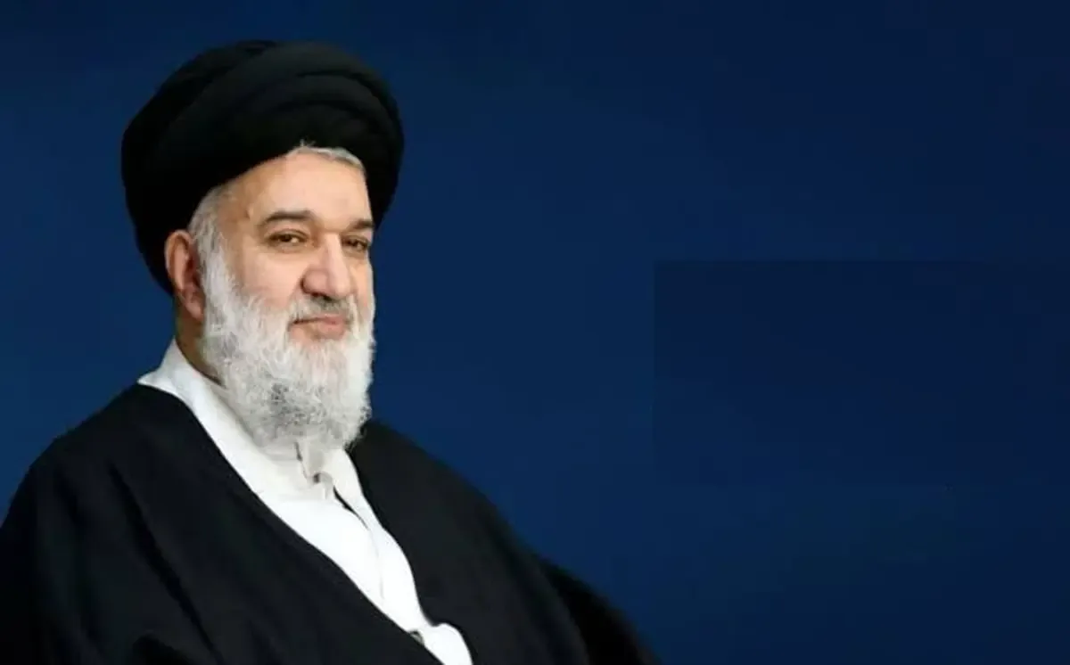 آیت الله خرازی که از در عذاب بودن عمویش در آن دنیا آگاه است، نمی تواند از نقشههای ترامپ پرده بردارد؟!/ از این توانایی اش چرا برای رهایی مردم کشورمان از فقر و فلاکت استفاده نمی کند؟